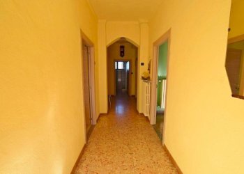 Corridoio - Casa indipendente strada di Pascomonti, 24, Mondovì - foto 16