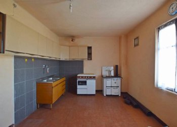 Cucina - Casa indipendente strada di Pascomonti, 24, Mondovì - foto 22