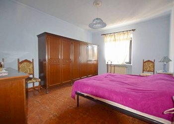 Camera da letto - Casa indipendente strada di Pascomonti, 24, Mondovì - foto 8