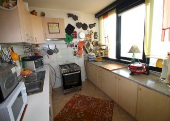 Cucina - Trilocale via Emilio Salgari, Genova (zona Pegli) - foto 4