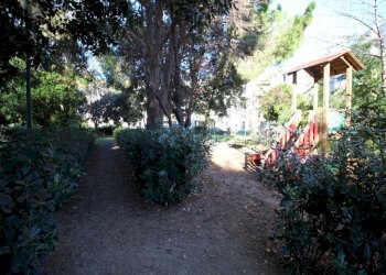 Giardino - Trilocale via Emilio Salgari, Genova (zona Pegli) - foto 31