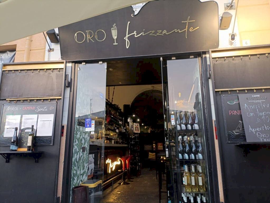 Interno non residenziale - Bar Tavola Calda - Fredda Savona (zona Centro storico) - foto 3