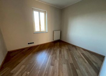 Camera da letto - Appartamento via Ambuschetti, 9, Chieri - foto 26