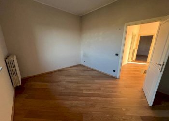 Camera da letto - Appartamento via Ambuschetti, 9, Chieri - foto 27