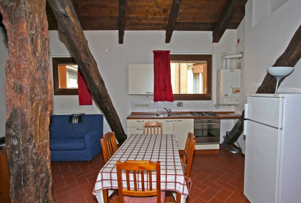 Cucina - Attic via Drapperie, Bologna (neighborhood Centro Storico) - photo 2