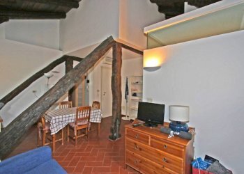 Soggiorno - Attico via Drapperie, Bologna (zona Centro Storico) - foto 9