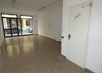 Interno non residenziale - Shop via Cuneo, Alba - photo 6