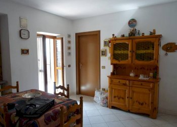 Salone - Trilocale via Giuseppe Parini, 17, Bellano - foto 3