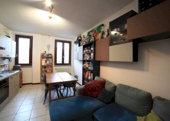 Cucina - Bilocale via Camillo Benso di Cavour, Rosate - foto 4