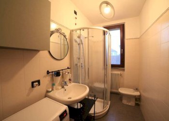 Bagno - Bilocale via Camillo Benso di Cavour, Rosate - foto 9