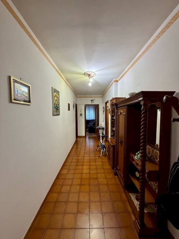 Ingresso - Quadrilocale via 25 Aprile, 9a, Verrone - foto 3