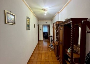 Ingresso - Quadrilocale via 25 Aprile, 9a, Verrone - foto 3