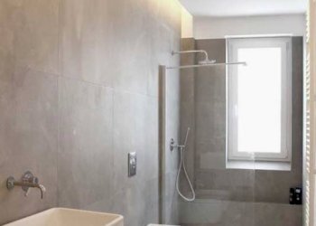 Bagno - Quadrilocale via Borgo Santa Caterina, Bergamo (zona Borgo Santa Caterina) - foto 5