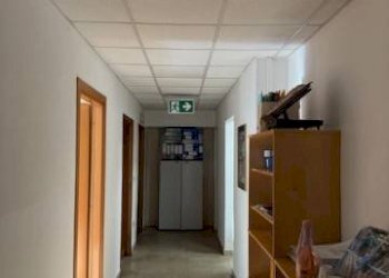 Corridoio - Ufficio via Stalingrado, 16, Bologna (zona Bolognina) - foto 9