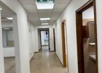 Corridoio - Ufficio via Stalingrado, 16, Bologna (zona Bolognina) - foto 12