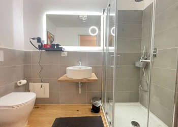 Bagno - One-room apartment vico Superiore di Pellicceria, Genova (neighborhood Centro Storico) - photo 5