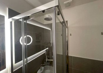 Bagno - One-room apartment vico Superiore di Pellicceria, Genova (neighborhood Centro Storico) - photo 9