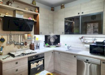 Four-room apartment Via San Donato, Granarolo dell'Emilia - photo 8