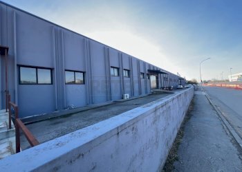 IMG_2309.jpg - Locale Commerciale Cassola - foto 3