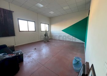 IMG_2302.jpg - Locale Commerciale Cassola - foto 8