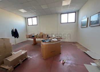 IMG_2303.jpg - Locale Commerciale Cassola - foto 9