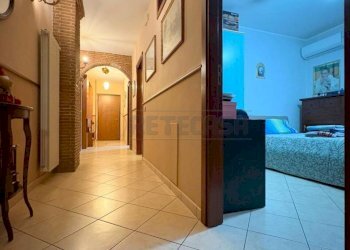 WhatsApp Image 2025-12-15 at 17.41.17 (3).jpeg - Quadrilocale Via de Maio Paolo, Marcianise - foto 13