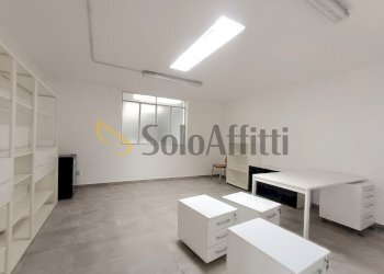 Ufficio.jpg - Shed via corridoni, Busto Garolfo - photo 8