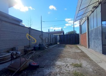 Area esterna.jpg - Shed via corridoni, Busto Garolfo - photo 16