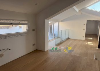 IMG_1269(2).JPG - Attico Vicolo San Tiburzio, Parma - foto 15