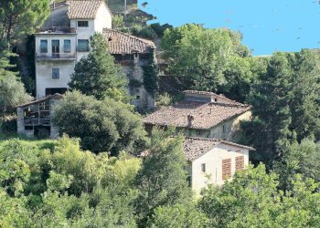 ANTICO BORGO COLLINARE DA RISTRUTTURARE - Casale via del Colle 355/E, Lucca - foto 4