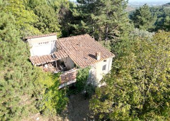 ANTICO BORGO COLLINARE DA RISTRUTTURARE - Casale via del Colle 355/E, Lucca - foto 11