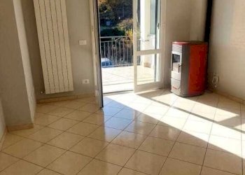 WhatsApp Image 2025-12-11 at 17.42.23.jpeg - Three-room apartment Strada Montegrazie, Imperia - photo 4