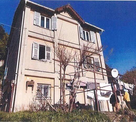 2.jpg - Appartamento all'asta Via Pino di Murta 9, Genova (zona Bolzaneto) - foto 1
