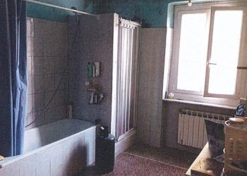 8.jpg - Appartamento all'asta Via Pino di Murta 9, Genova (zona Bolzaneto) - foto 7