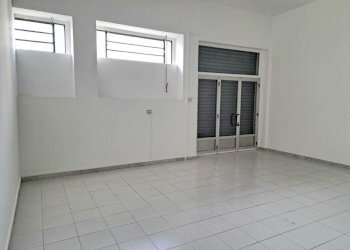 WhatsApp Image 2025-12-16 at 18.26.29.jpeg - Locale Commerciale Via del Pescara 5, Lanciano - foto 1