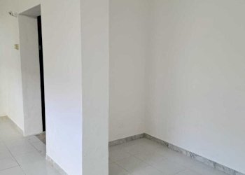 WhatsApp Image 2025-12-16 at 18.26.29 (1).jpeg - Locale Commerciale Via del Pescara 5, Lanciano - foto 6