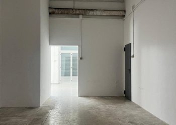 WhatsApp Image 2026-05-21 at 22.07.57 - Commercial Premises Via del Pescara 5, Lanciano - photo 10