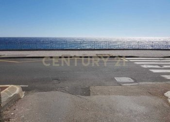 WhatsApp Image 2020-03-13 at 12.10.27.jpeg - Attico Via Consolare Valeria snc, Sant'Alessio Siculo - foto 5