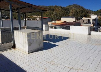 WhatsApp Image 2020-03-13 at 12.11.46 (1).jpeg - Attico Via Consolare Valeria snc, Sant'Alessio Siculo - foto 25