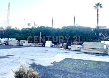 IMG_1240.jpeg - Capannone Via Salvo D'Acquisto, San Giovanni la Punta - foto 11