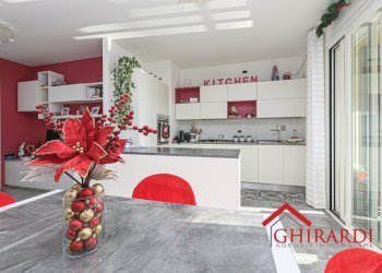 3.1 CUCINA.jpg - Appartamento VIA CIBRARIO SC B 33, Genova (zona Sestri Ponente) - foto 9