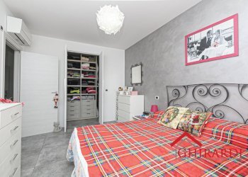 4.2 CAMERA 1.jpg - Appartamento VIA CIBRARIO SC B 33, Genova (zona Sestri Ponente) - foto 18