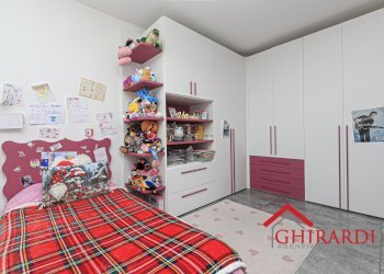 5.3 CAMERA 2.jpg - Appartamento VIA CIBRARIO SC B 33, Genova (zona Sestri Ponente) - foto 23