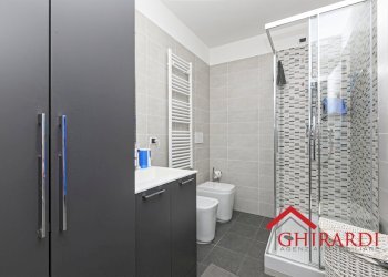 6.0 BAGNO 1.jpg - Appartamento VIA CIBRARIO SC B 33, Genova (zona Sestri Ponente) - foto 25