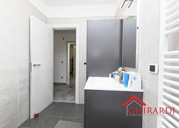6.2 BAGNO 1.jpg - Appartamento VIA CIBRARIO SC B 33, Genova (zona Sestri Ponente) - foto 27