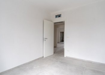 9.jpg - Four-room apartment Via Benedetto Croce 56, Lecce - photo 7