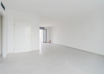WhatsApp Image 2025-12-16 at 10.25.24.jpeg - Four-room apartment Via Benedetto Croce 56, Lecce - photo 8