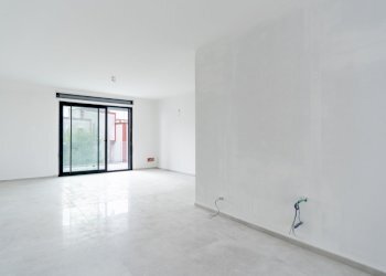 15.jpg - Four-room apartment Via Benedetto Croce 56, Lecce - photo 29