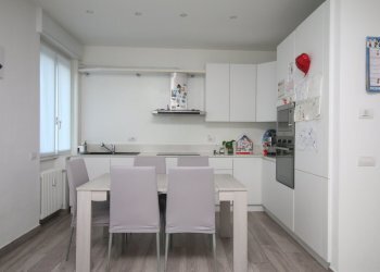 Cucina - Trilocale via salita cappuccini  11, Como - foto 1