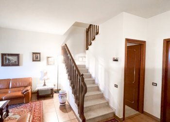 scala - Villa a Schiera zona bocciodromo, Castel San Giovanni - foto 4